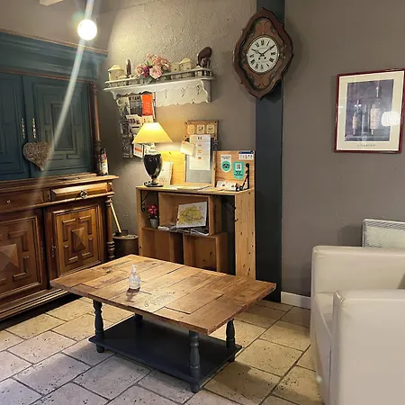 Bed & Breakfast Et Peyroutas 