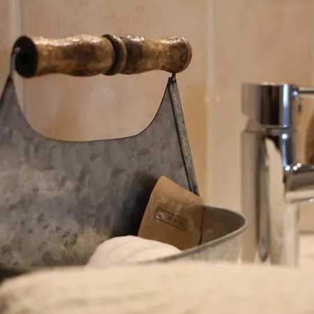 Bed & Breakfast Et Peyroutas 