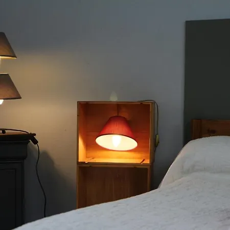 Bed & Breakfast Et Peyroutas 